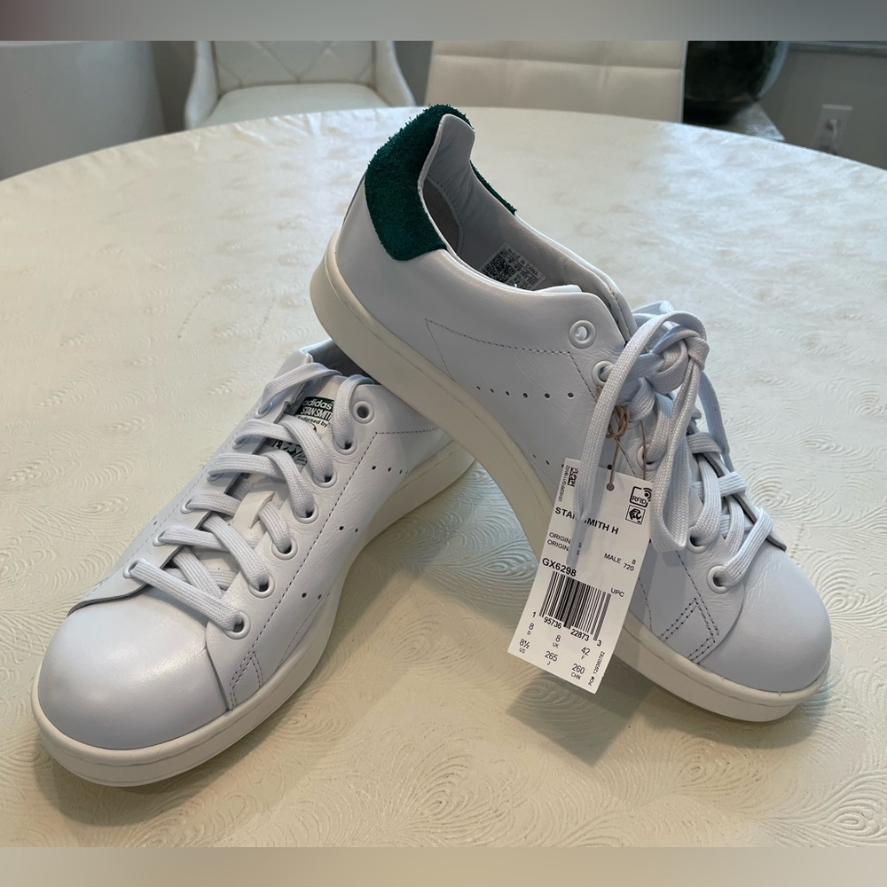 ADIDAS STAN SMITH H – ASPHALTGOLD

BRAND NEW WITH TAGS